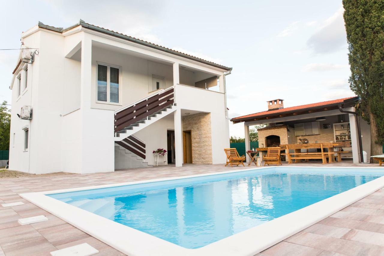 Villa Nava Benkovac Bagian luar foto