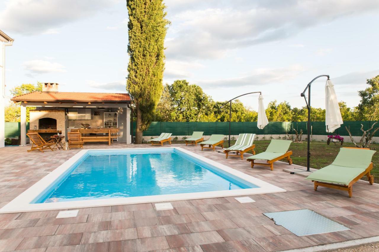 Villa Nava Benkovac Bagian luar foto